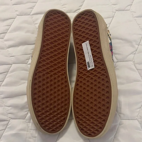 Vans Slip-On Floral Embroidered Sneakers - Cream with Pink, Purple, Teal, Gold - Picture 5 of 5